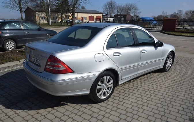 Mercedes-Benz Klasa C cena 15900 przebieg: 266930, rok produkcji 2005 z Dobczyce małe 497